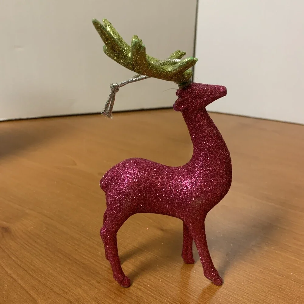 Glittered Reign Deer Pink/Gold  6”x4”